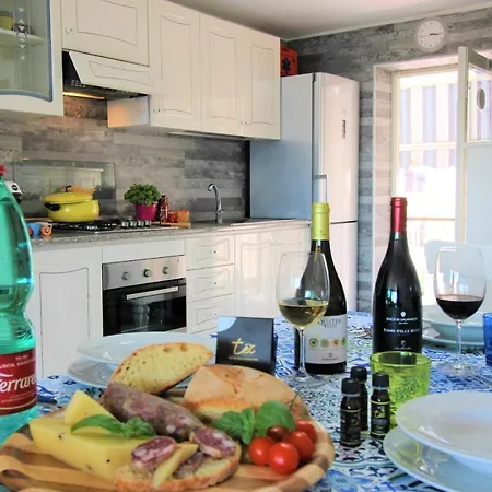 - Ottanio Apartment